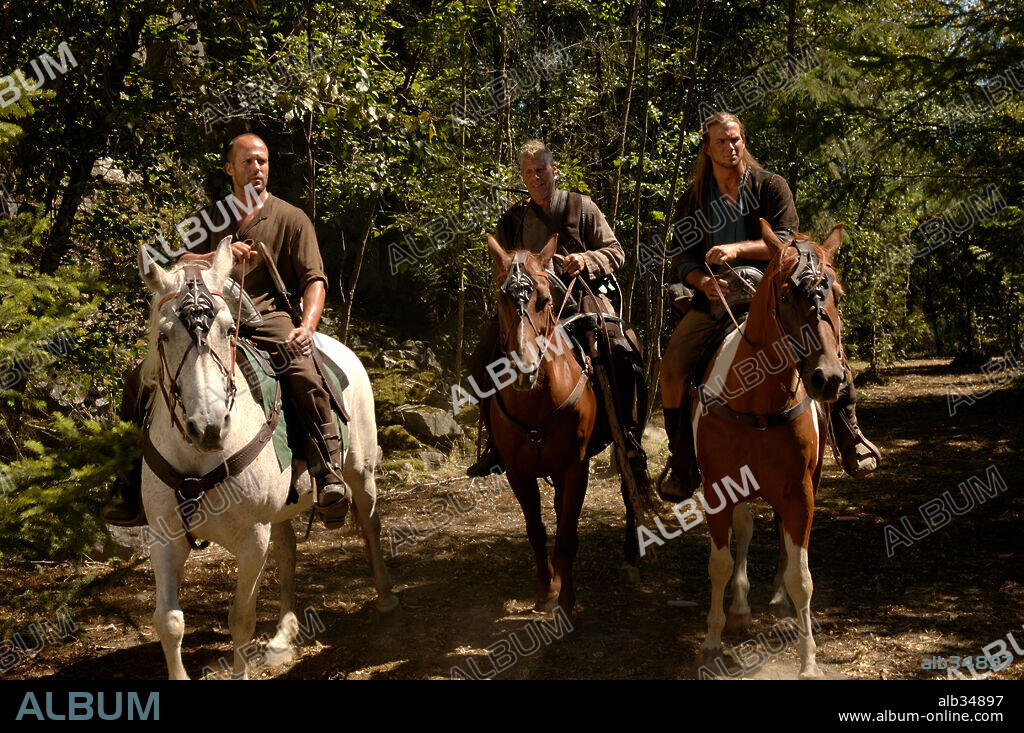 JASON STATHAM, RON PERLMAN y WILLIAM SANDERSON en EN EL NOMBRE DEL REY, 2007 (IN THE NAME OF THE KING: A DUNGEON SIEGE TALE), dirigida por UWE BOLL. Copyright BRIGHTLIGHT PICTURES/BOLL KINO BETEILIGUNGS GMBH & CO/HEROLD.