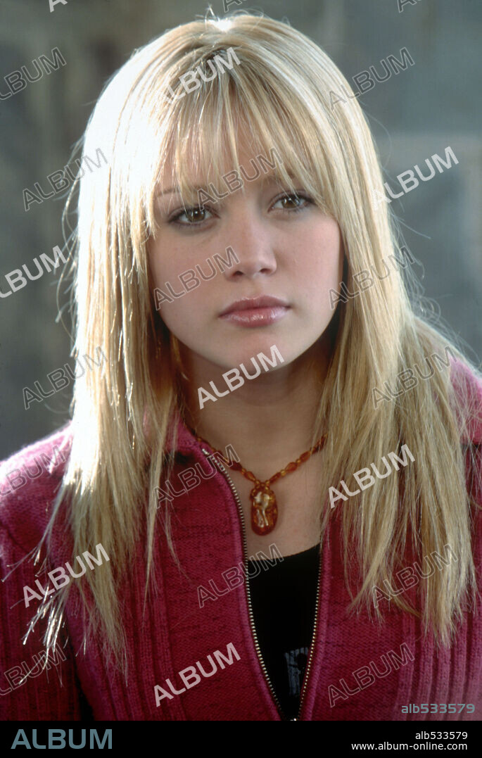 HILARY DUFF in CHEAPER BY THE DOZEN, 2003, directed by SHAWN LEVY. Copyright TM 20 TH CENTURY FOX.