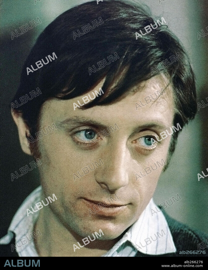 MANUEL GALIANA in LOS BUENOS DIAS PERDIDOS, 1975, directed by RAFAEL GIL.