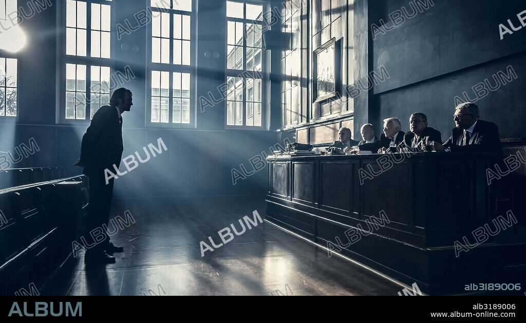 DIOSES, 2014 (BOGOWIE), dirigida por LUKASZ PALKOWSKI. Copyright WATCHOUT PRODUCTIONS.