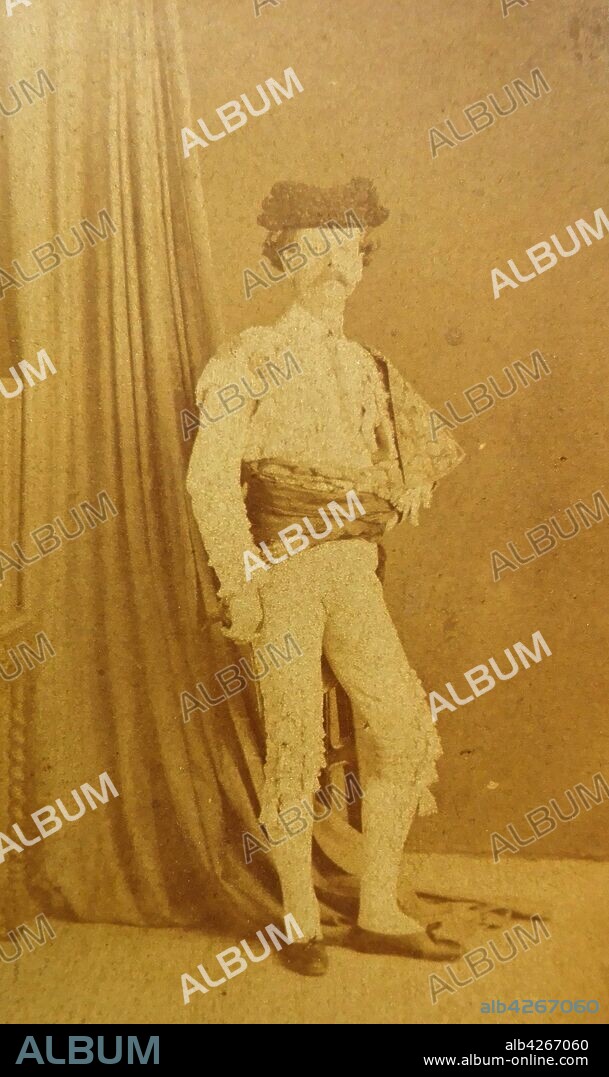 Madrid. Retrato del marqués de Villaseca vestido de torero.