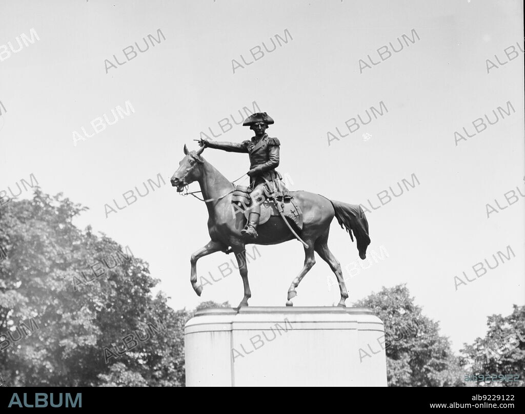ARNOLD GENTHE. Equestrian statues in Washington, D.C., between 1911 and 1942. Sculpture of Major General Nathanael Greene by Henry Kirke Brown.