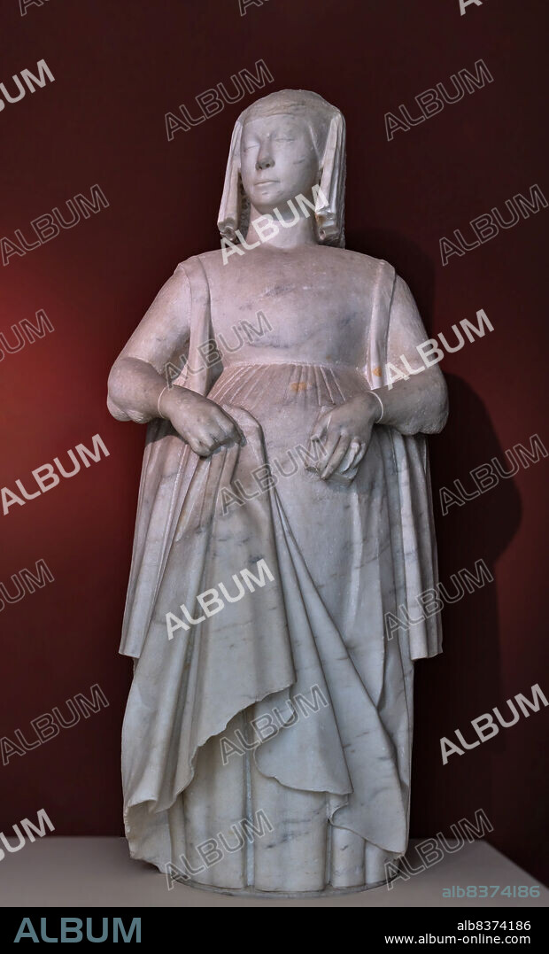 Bianca Maria Visconti, statue in Carrara marble, by Alberto Maffioli, 1491-4.