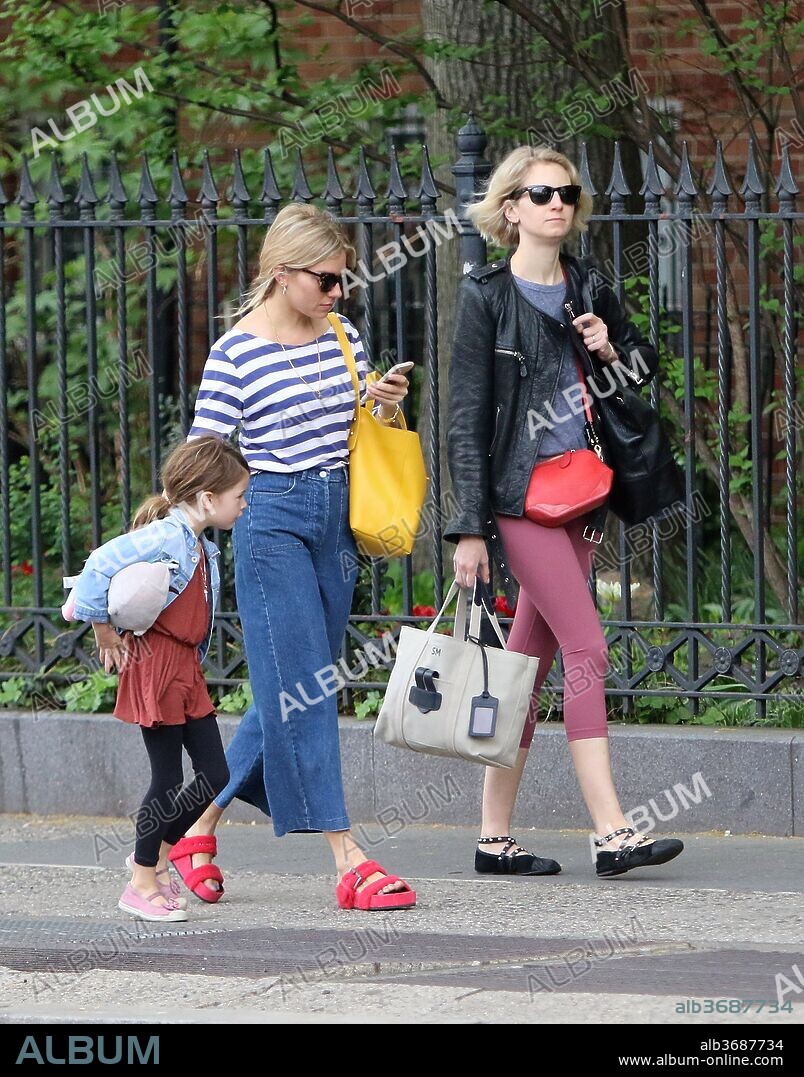 May 7, 2018 - New York, New York, United States - Actress Sienna Miller is joined by her fashion designer sister Savannah Miller as she takes her daughter Marlowe Sturridge to school on May 7 2018 in New York City. 07/05/2018