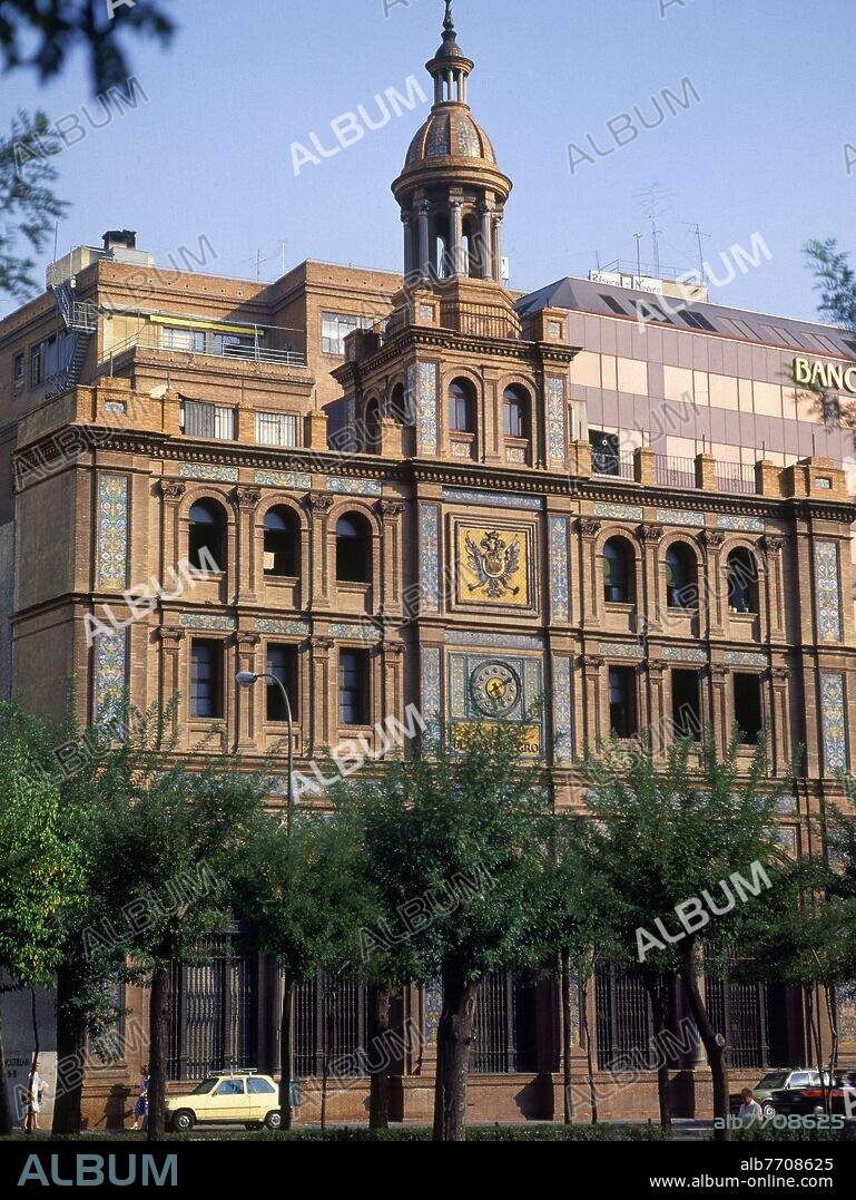 ANIBAL GONZALEZ 1876-1929 Y TEODORO ANASAGASTI. FACHADA DEL EDIFICIO ABC AL PASEO DE LA CASTELLANA 34 - FOTO AÑOS 80.