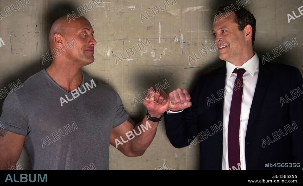 DWAYNE "THE ROCK" JOHNSON y VINCE VAUGHN en PELEANDO EN FAMILIA, 2019 (FIGHTING WITH MY FAMILY), dirigida por STEPHEN MERCHANT. Copyright Metro-Goldwyn-Mayer (MGM).