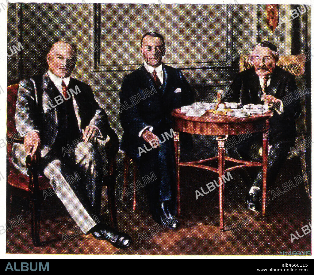 Les accords de LOCARNO en octobre 1925 avec le ministre des affaires etrangeres francais Aristide BRIAND (1862-1932). Credit : Collection KHARBINE-TAPABOR.