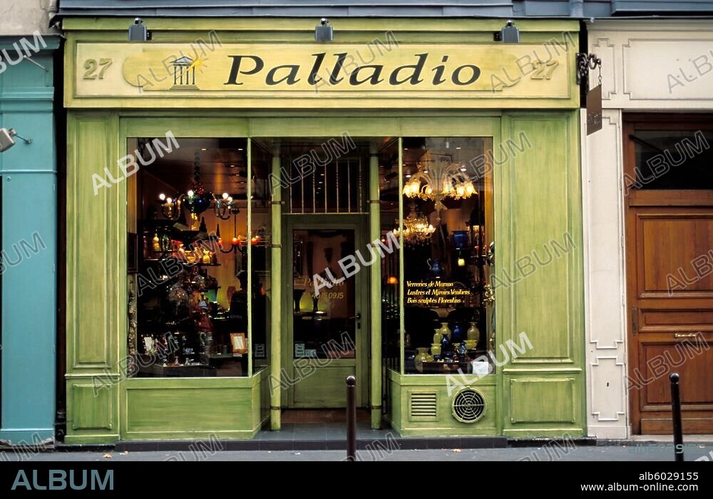 Paris, Carre Rive Gauche, the art district full of galleries and art shops and musea Jochem Wijnands.