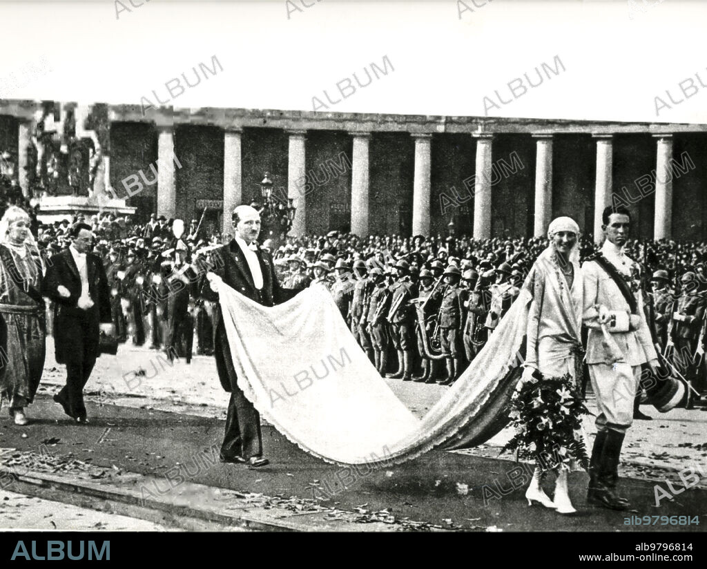 Wedding of the Amedeo of Savoy-Aosta with Anna d'orleans, Naples, 1927.