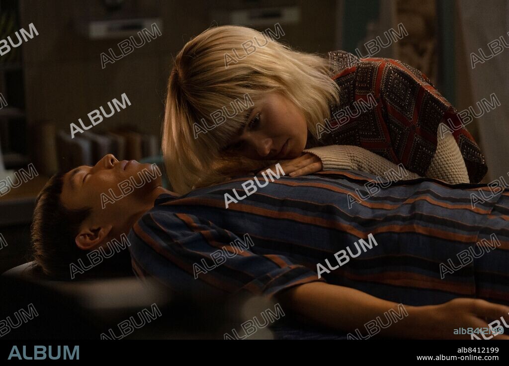 HALEY LU RICHARDSON et JUSTIN H. MIN dans AFTER YANG, 2021, réalisé par KOGONADA. Copyright A24 / POW! Productions.