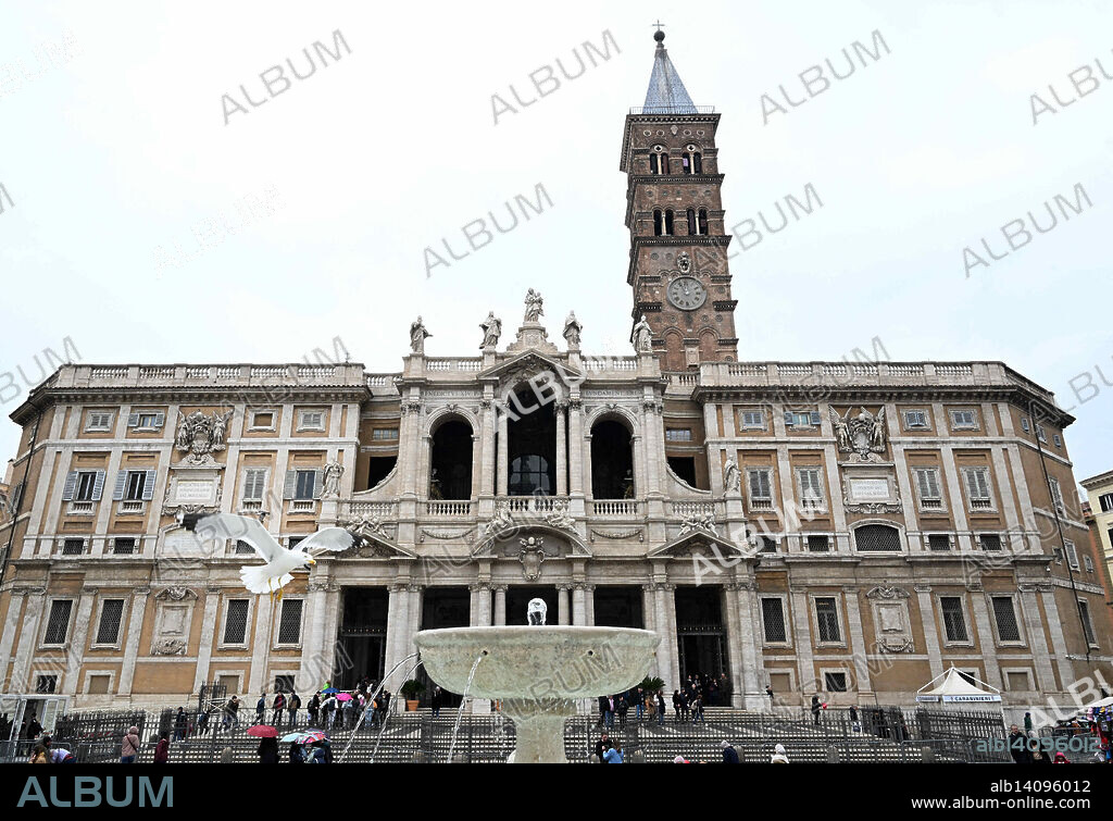 Rome, Italy: The Basilica di Santa Maria Maggiore (St Mary Major) in Rome, Italy on February 2025 where Pope Francis wants to be buried. Pope Francis said his tomb is âalready preparedâ in the chapel Paolina of theÂ Basilica of Santa Maria Maggiore in Rome. Unlike the majority of popes who have been interred beneath St Peter's Basilica, Pope Francis has reportedly made arrangements to be buried at Santa Maria Maggiore in Rome's Esquilino district. The basilica, one of the four major papal basilicas, has historically been the resting place of seven pope. Photo by Eric Vandeville/ABACAPRESS.COM (Credit Image: © Vandeville Eric/IPA via ZUMA Press).