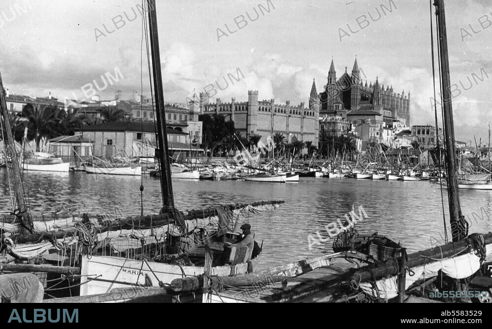Palma de Mallorca (Spanien), Kathedrale. Hafenansicht mit Kathedrale. Foto, um 1910.
