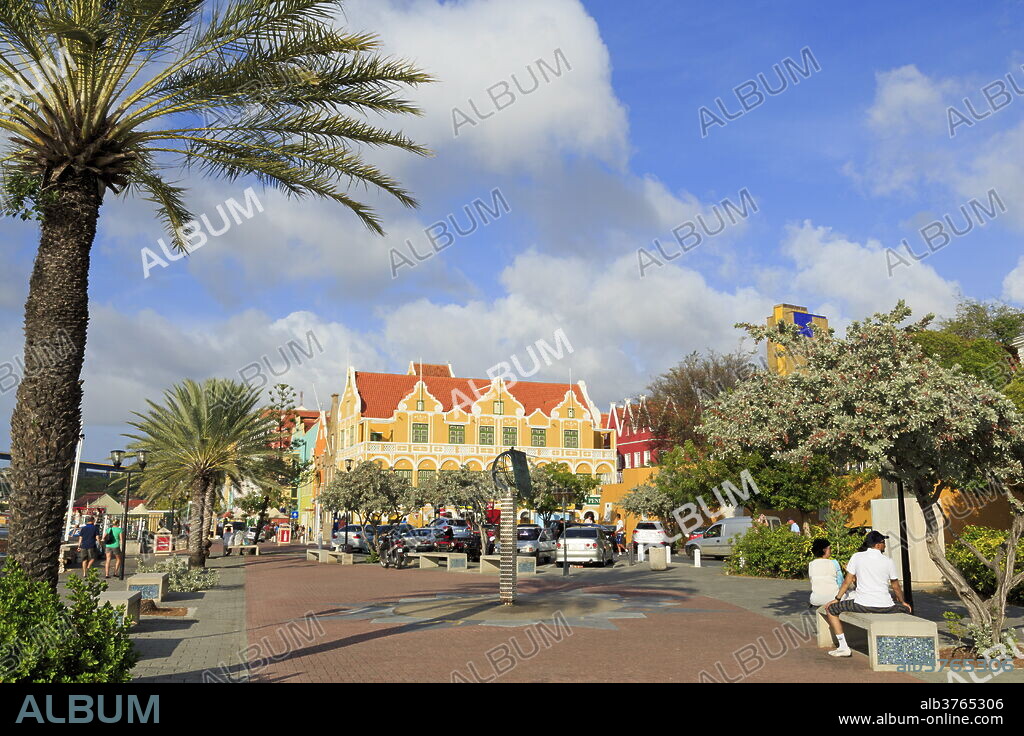 Punda District, UNESCO World Heritage Site, Willemstad, Curacao, West Indies, Netherlands Antilles, Caribbean, Central America.