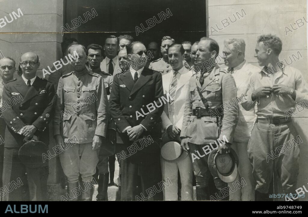 Havana (Cuba), 06/11/1933. The aviators Barberán and Collar, upon their arrival after a magnificent flight, aboard the ?Cuatro Vientos?. Shortly after, these heroes of the air would disappear forever when they resumed their flight from the Cuban capital to Mexico.