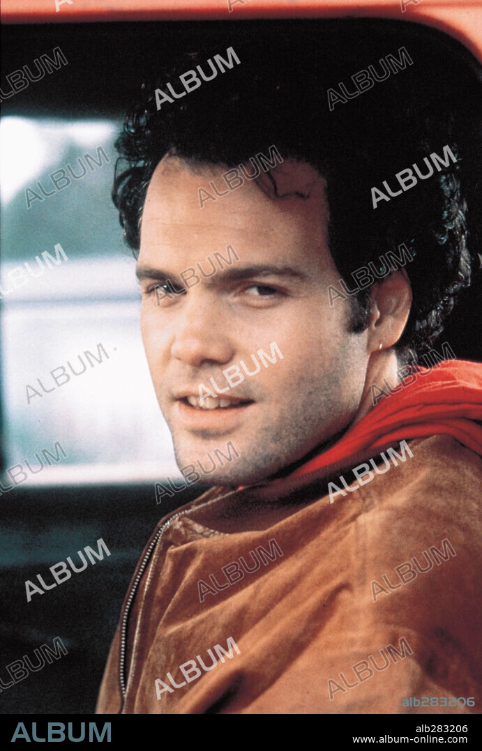 VINCENT D'ONOFRIO in DYING YOUNG, 1991, directed by JOEL SCHUMACHER. Copyright 20TH CENTURY FOX.