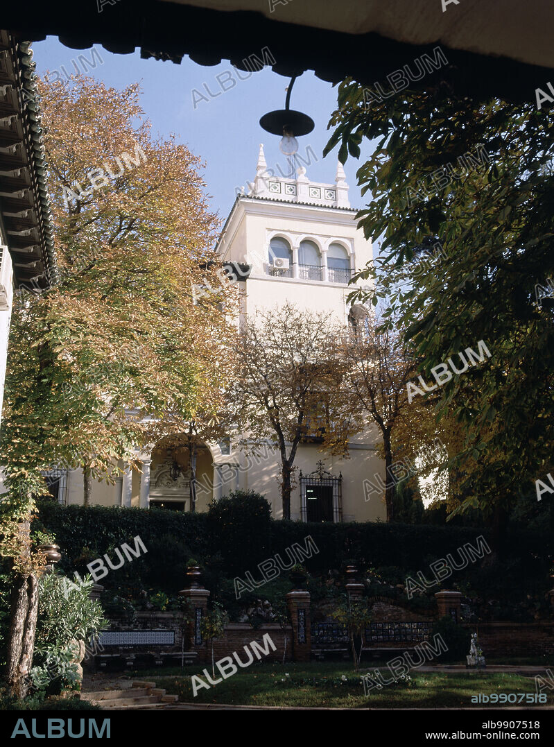PALACIO DE LA TRINIDAD EN LA C/ FRANCISCO SILVELA 82- SEDE DEL INSTITUTO CERVANTES DE MADRID- 1920.