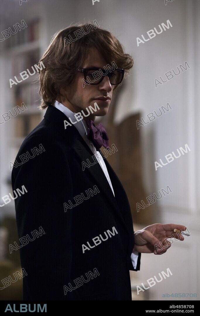 GASPARD ULLIEL in SAINT LAURENT, 2014, directed by BERTRAND BONELLO. Copyright MANDARIN FILMS/EUROPACORP/ORANGE STUDIO/ARTE FRANCE CINEMA.