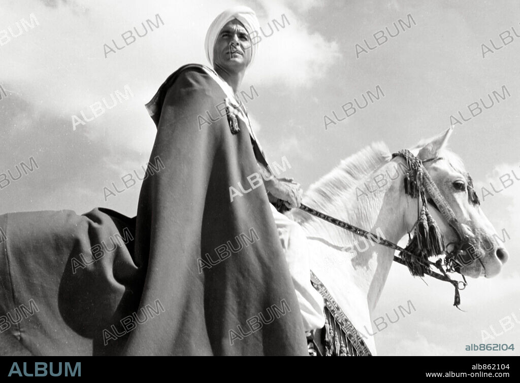 RICARDO MONTALBAN in DESERT WARRIOR, 1957 (AMANTI DEL DESERTO, GLI), directed by FERNANDO CERCHIO and GOFFREDO ALESSANDRINI. Copyright BENITO PEROJO-C.E.A.