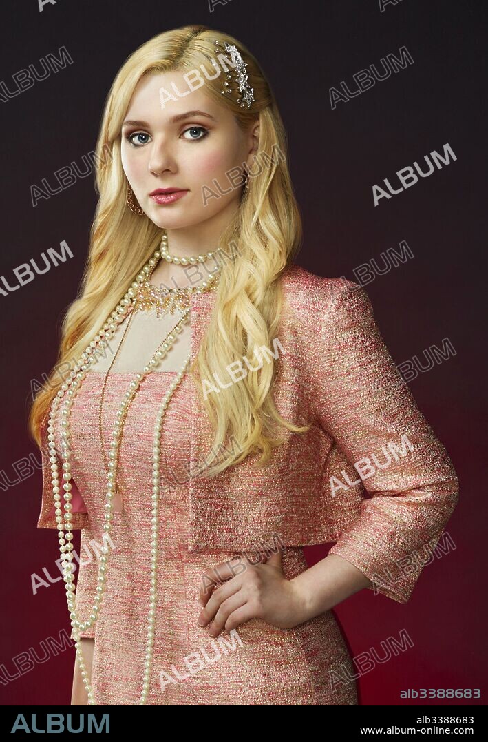 ABIGAIL BRESLIN in SCREAM QUEENS, 2015, directed by RYAN MURPHY. Copyright TWENTIETH CENTURY FOX TELEVISION/RYAN MURPHY PRODUCTIONS/SEC.