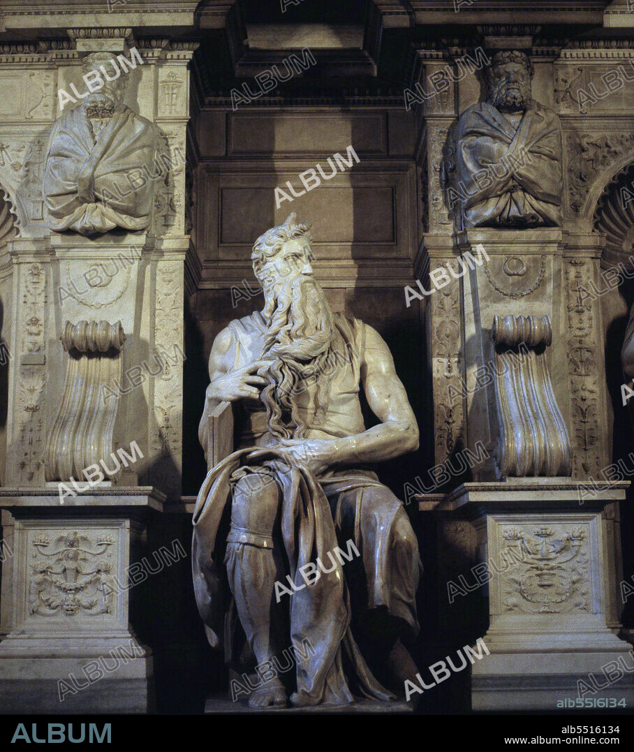 ITALIA. ROMA. IGLESIA DE SAN PEDRO IN VINCOLI.. DETALLE DE LA TUMBA DEL PAPA JULIO II CON LA FIGURA DE MOISES OBRA DE MIGUEL ANGEL BUONARROTI ( 1475 -1564).