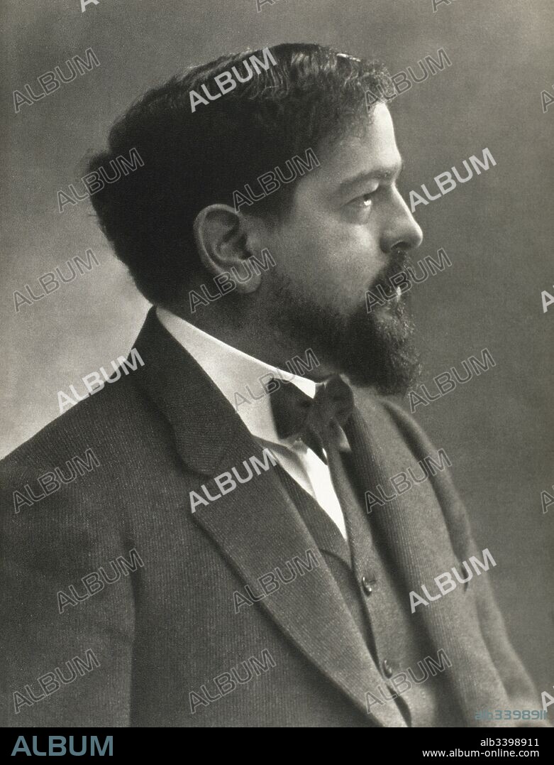Claude Debussy (Achille-Claude Debussy) (Saint-Germain-en-Laye, 1862-París, 1918). Compositor francés.