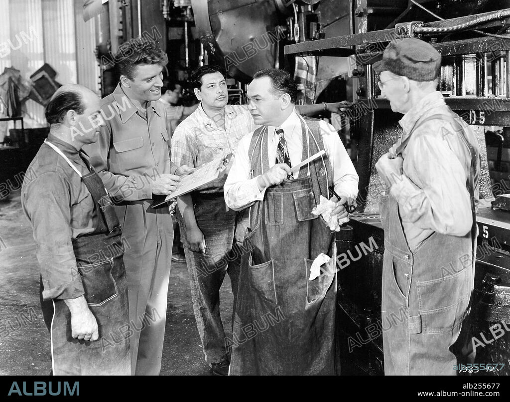 BURT LANCASTER y EDWARD G. ROBINSON en TODOS ERAN MIS HIJOS, 1948 (ALL MY SONS), dirigida por IRVING REIS. Copyright UNIVERSAL PICTURES.