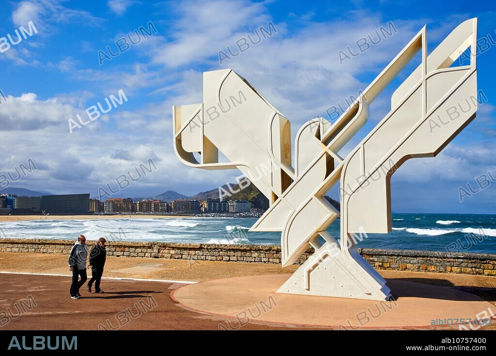 "Paloma de la Paz" by Nestor Basterretxea, Zurriola beach, Donostia, San Sebastian, Gipuzkoa, Basque Country, Spain, Europe.