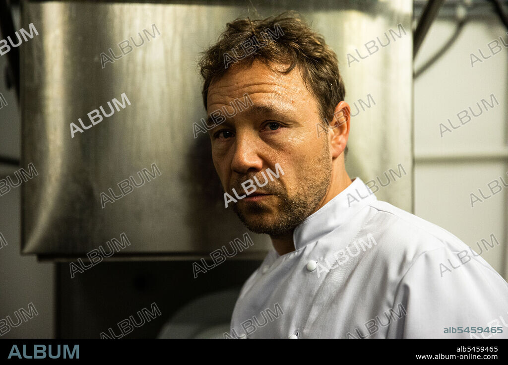 STEPHEN GRAHAM en HIERVE, 2021 (BOILING POINT), dirigida por PHILIP BARANTINI. Copyright Ascendant Films / Burton Fox Films.
