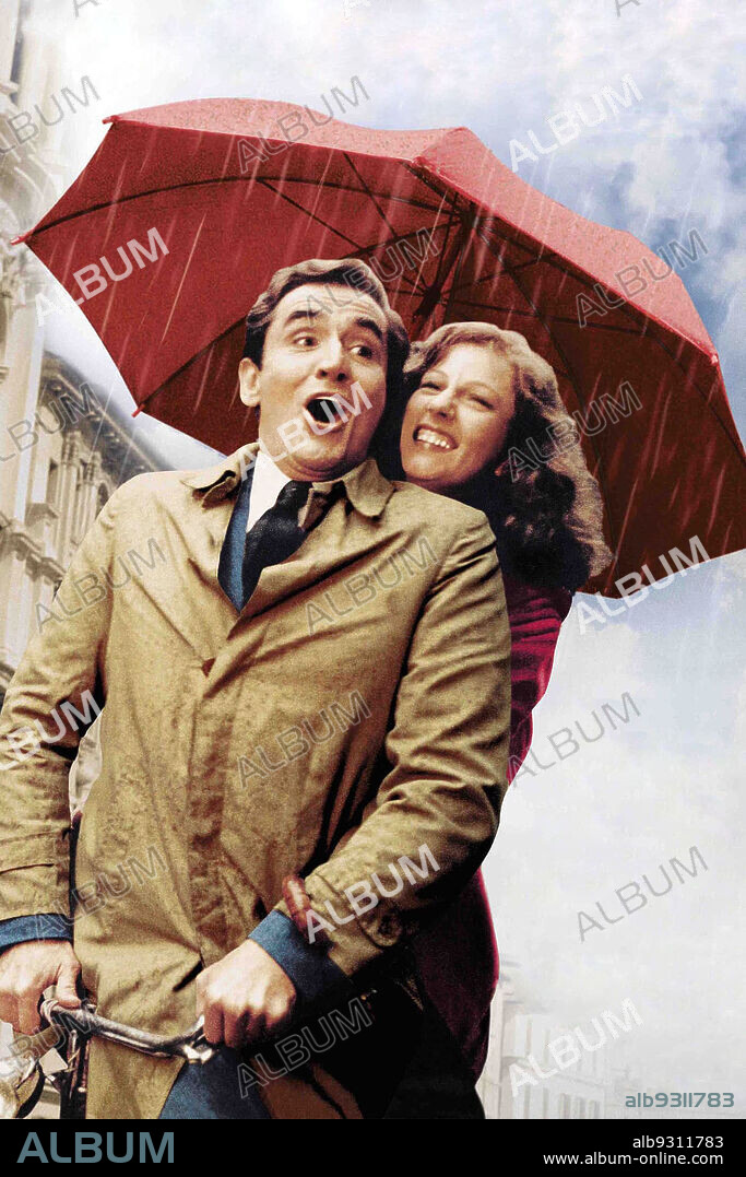 STEFANIA SANDRELLI and VITTORIO GASSMAN in WE ALL LOVED EACH OTHER SO MUCH, 1974 (C'EREVAMO TANTO AMATI), directed by ETTORE SCOLA. Copyright Dean Cinematografica Delta.
