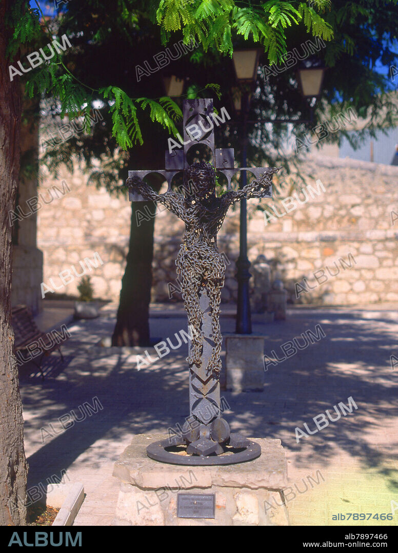 CRISTO CRUCIFICADO - ESCULTURA EN HIERRO - S XX.