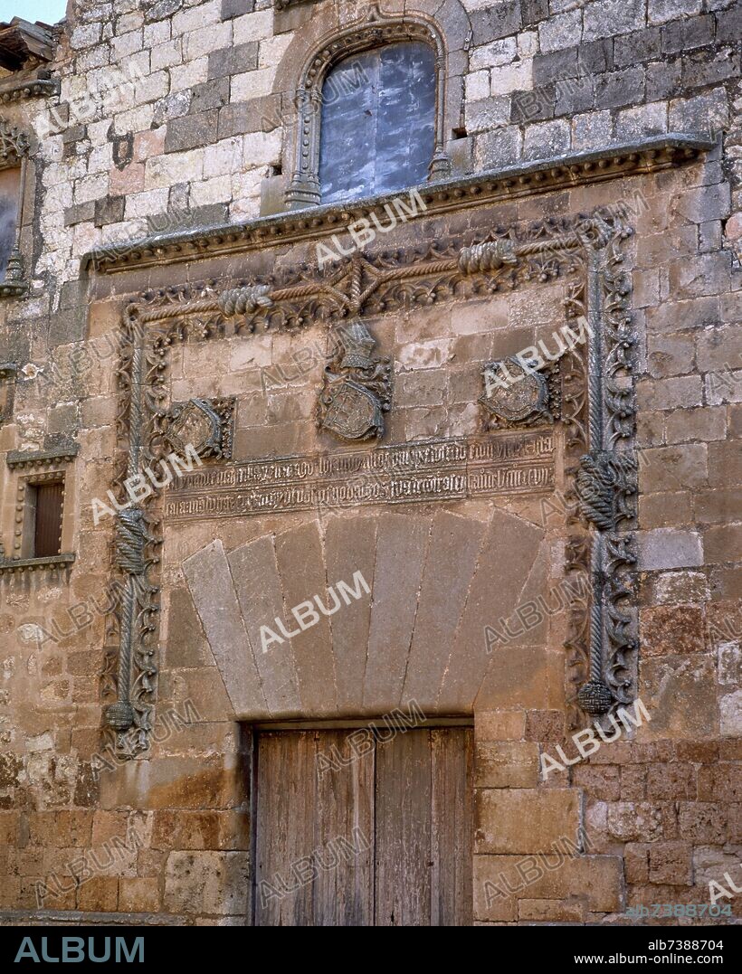 CASA PALACIO DE LOS CONTRERAS TAMBIEN CONOCIDO COMO EL PALACIO DE DON ALVARO DE LUNA - SIGLO XV.
