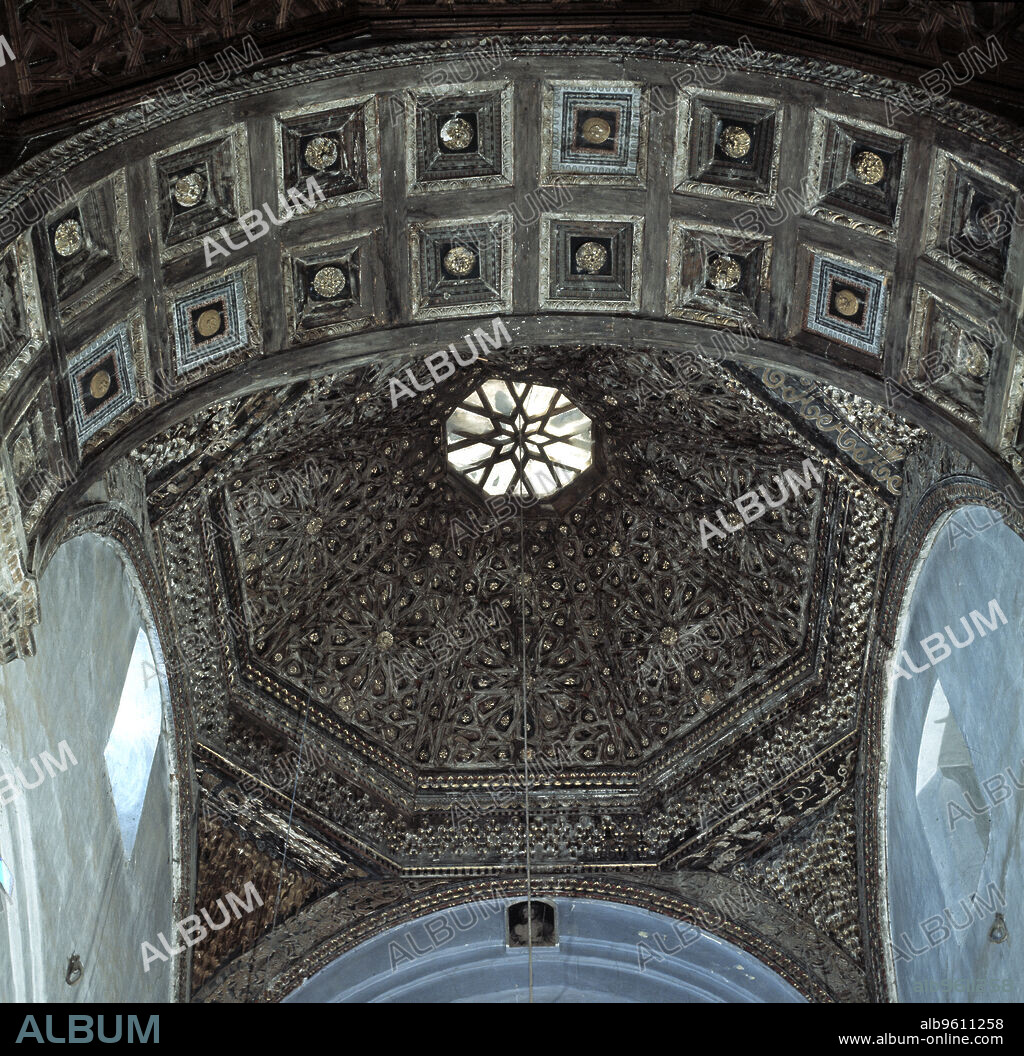 Mudejar coffered ceiling and dome of the church of St. Nicholas of Bari in Madrigal de las Altas Torres (Avila).