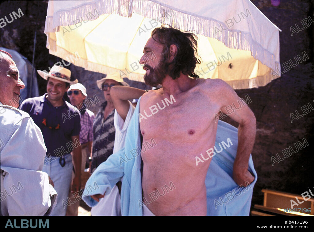 RICHARD HARRIS en ABRAHAM-TV, 1994 (ABRAHAM), dirigida por JOSEPH SARGENT. Copyright TURNER PICTURES.
