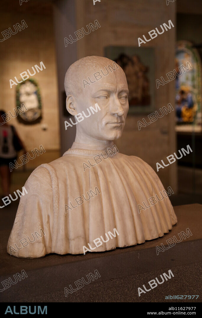Bust of Filippo Strozzi the Elder (1428-1491) by Benedetto da Maiano (1442-1497). Italian sculptor of early Renaissance. Marble, 1476. Louvre Museum. Paris. France.