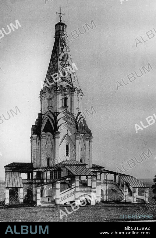 Russischer Fotograf, Die Auferstehungskirche von Kolomenskoje, Russland, 1900-1905, Silbergelatine-Abzug, Russisches Staatliches Archiv für Film- und Fotodokumente, Krasnogorsk.