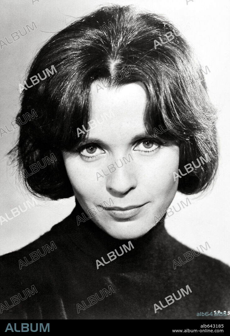 CLAIRE BLOOM in THE SPY WHO CAME IN FROM THE COLD, 1965, directed by MARTIN RITT. Copyright PARAMOUNT PICTURES.