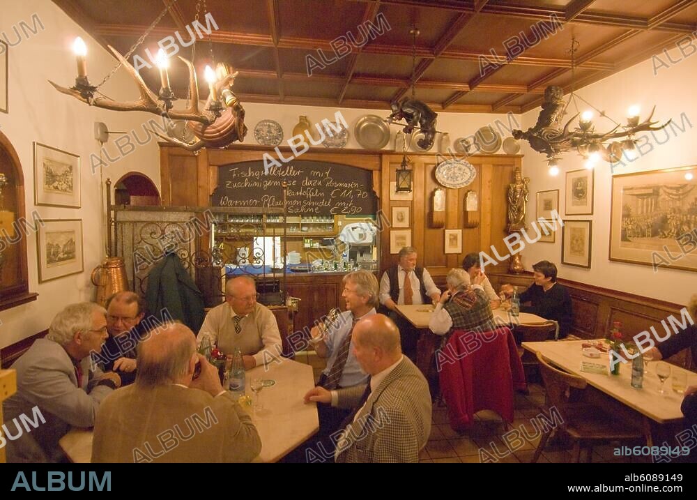 Deutschland, Bayern, Franken, Nürnberg, Altstadt, Restaurant und Weinstube Steichele.