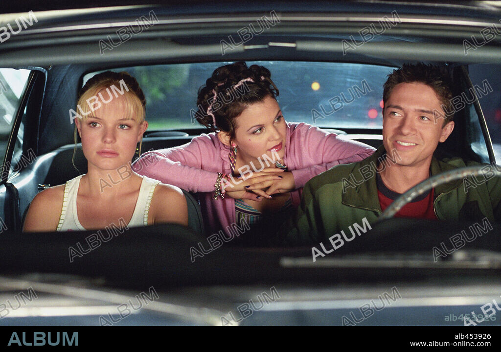 GINNIFER GOODWIN, KATE BOSWORTH und TOPHER GRACE in WIN A DATE WITH TAD HAMILTON, 2004, unter der Regie von ROBERT LUKETIC. Copyright DREAMWORKS / IOVINO, PETER.