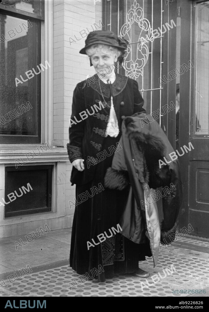 HARRIS & EWING. Mrs. John B. Henderson, 1913. American author and social activist Mary Foote Henderson, campaigner for women's suffrage, temperance and vegetarianism.