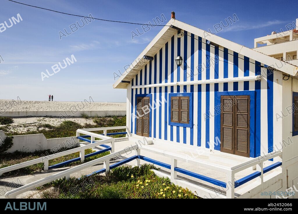 casas de colores,Costa Nova, Beira Litoral, Portugal, europa.