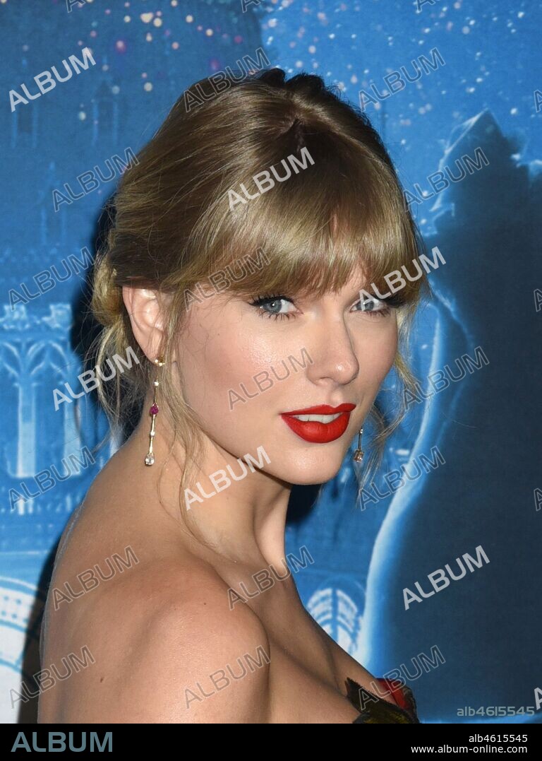 16 December 2019 - New York, New York - Taylor Swift at the World Premiere of ''CATS'' at Alice Tully Hall in Lincoln Center. (Credit Image: © Ylmj/AdMedia via ZUMA Wire). 16/12/2019