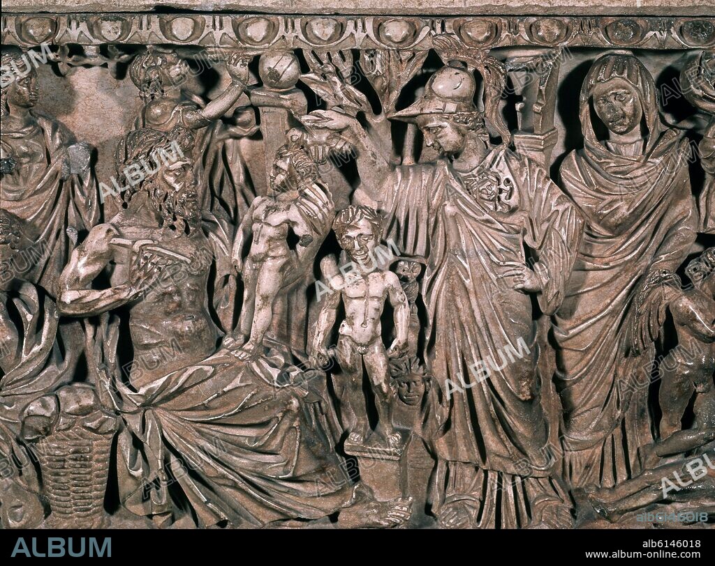 PROMETEO CREA AL HOMBRE ANTE ATENEA - SARCOFAGO ROMANO - 180-190 DC - MARMOL.