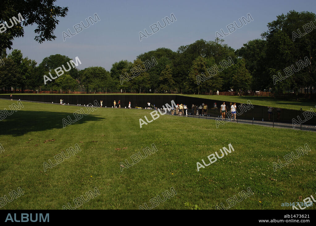 United States. Washington D.C. Vietnam Veterans Memorial. 20th century.