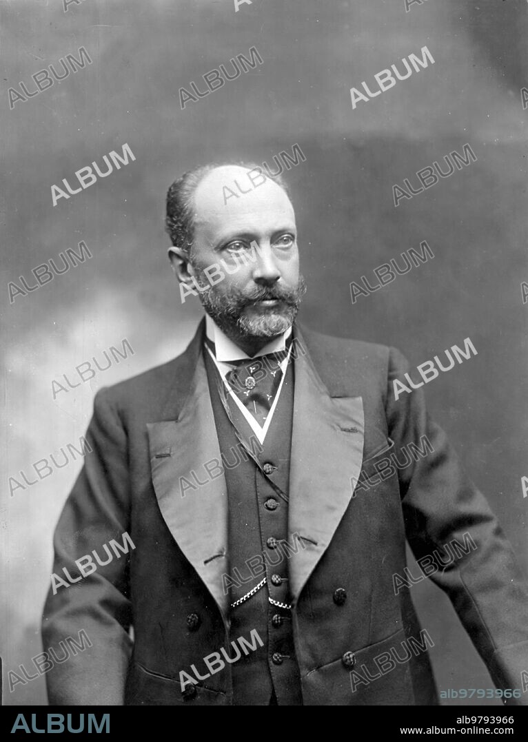 February 1916. Illustrious Dead. The president of the royal automobile club and former mayor of Madrid, Mr. Conde de Peñalver, died yesterday in this court.