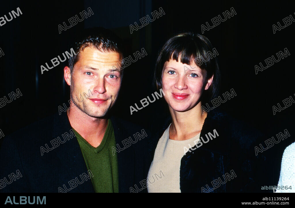 Til Schweiger with his wife Dana at the sneak preview of "Bastard - Welcome to Paradise" in Hamburg, Germany 1998. (original german headline: Sneak Preview "Bastard - Willkommen im Paradies" in Hamburg).