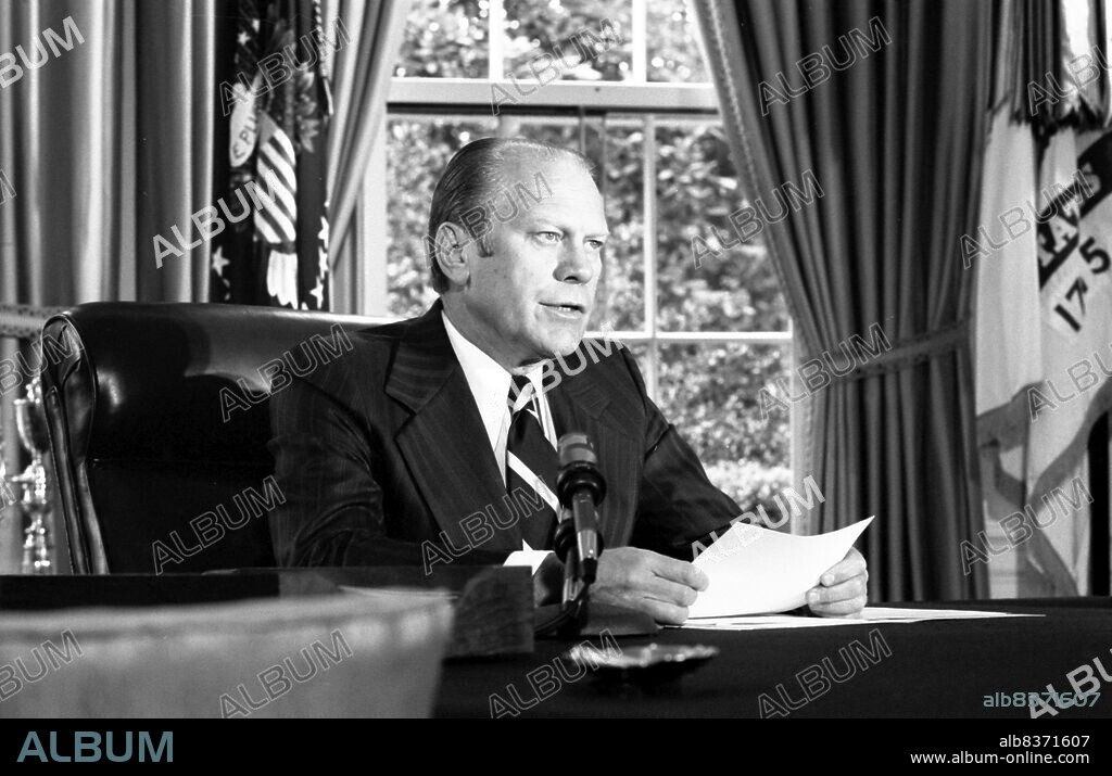 Gerald Rudolph Ford, Jr. (born Leslie Lynch King, Jr.; July 14, 1913 December 26, 2006) was an American politician who served as the 38th President of the United States from 1974 to 1977. Prior to this he was the 40th Vice President of the United States, serving from 1973 until President Richard Nixon's resignation in 1974.
