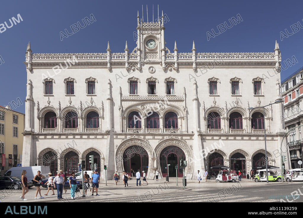 Estacio do Rossio, train station, Manueline Gothic style, Baixa, Lisbon, Portugal, Europe.