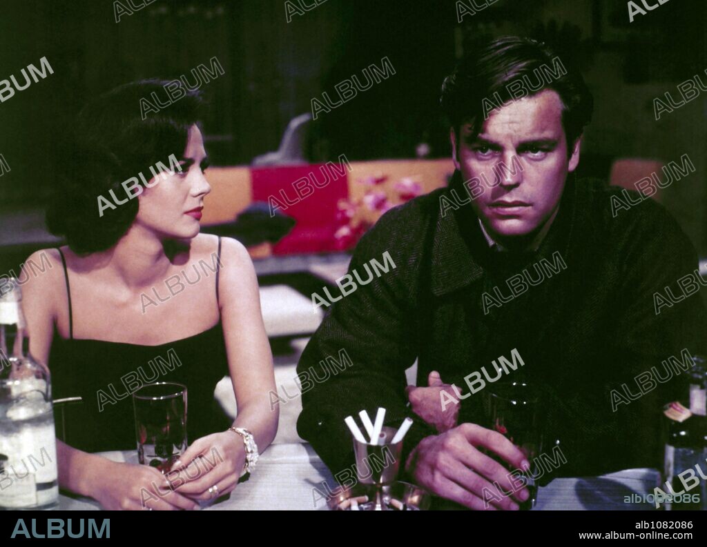NATALIE WOOD and ROBERT WAGNER in ALL THE FINE YOUNG CANNIBALS, 1960, directed by MICHAEL ANDERSON. Copyright M.G.M.