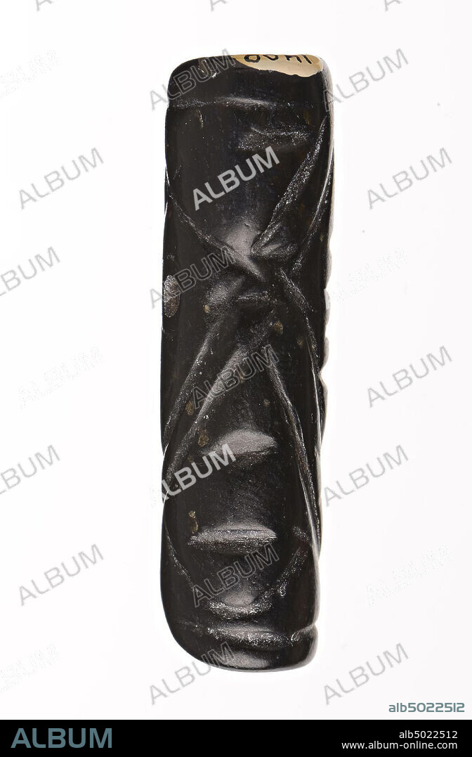 seal, stone, H 3.7 cm, D 1 cm, Jemdet Nasr Period? 3200-2900 BC, Iran.