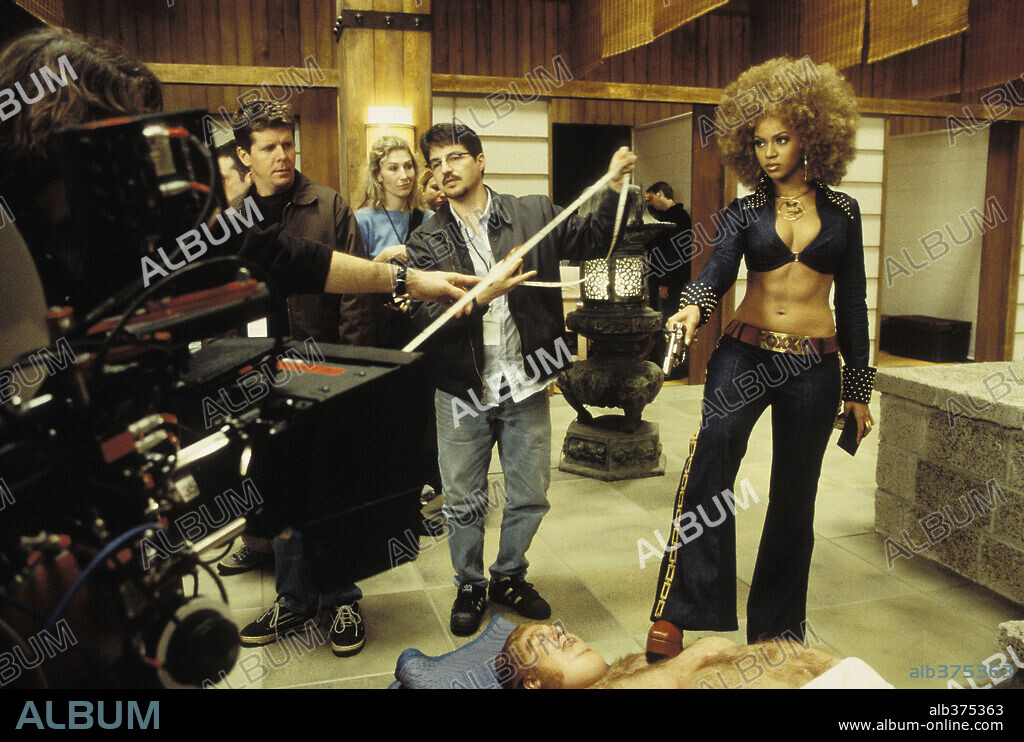 BEYONCE KNOWLES in AUSTIN POWERS IN GOLDMEMBER, 2002, unter der Regie von JAY ROACH. Copyright NEW LINE CINEMA.